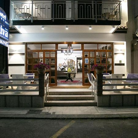 Hotel La Riva Giardini Naxos Ngoại thất bức ảnh