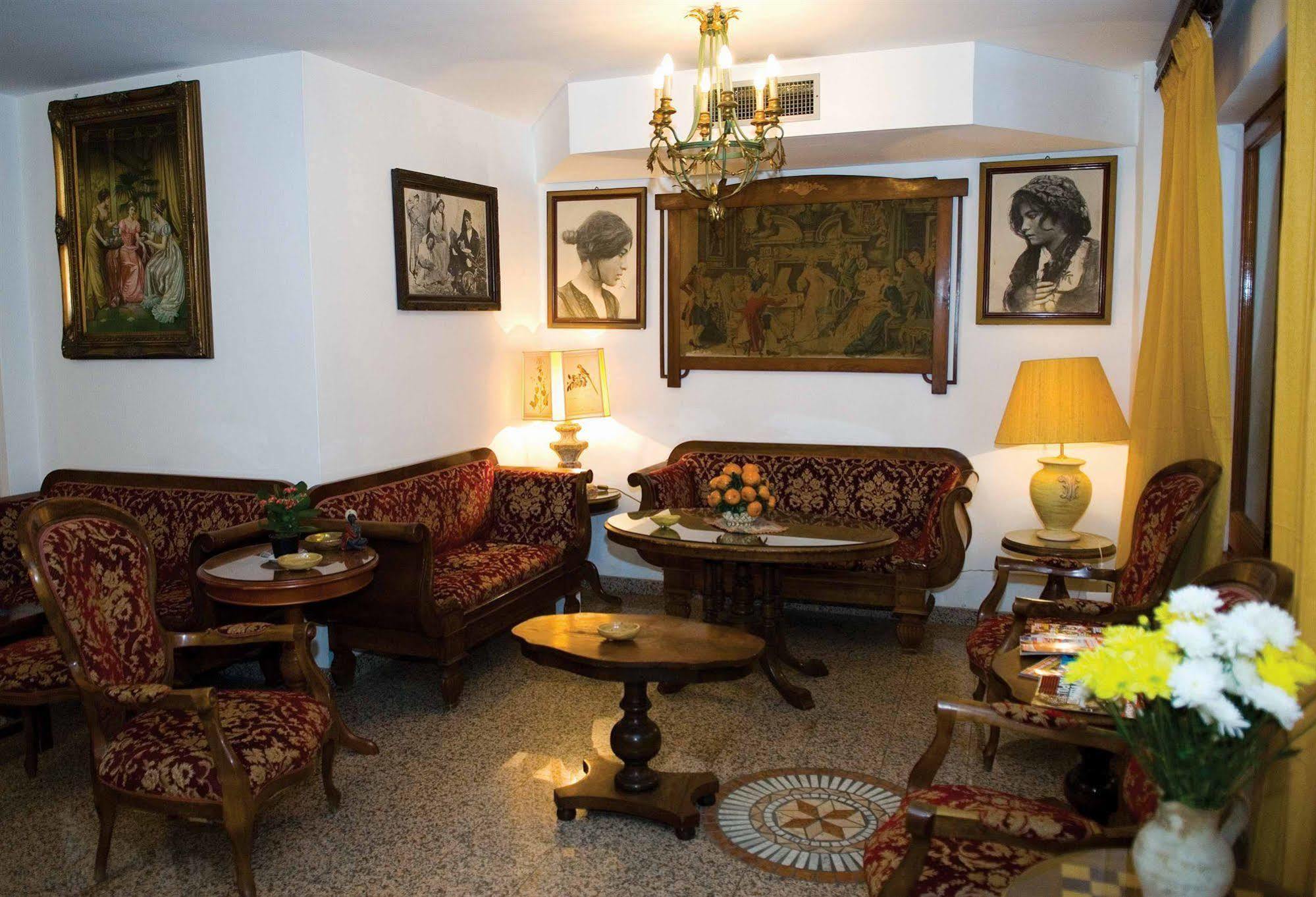 Hotel La Riva Giardini Naxos Ngoại thất bức ảnh